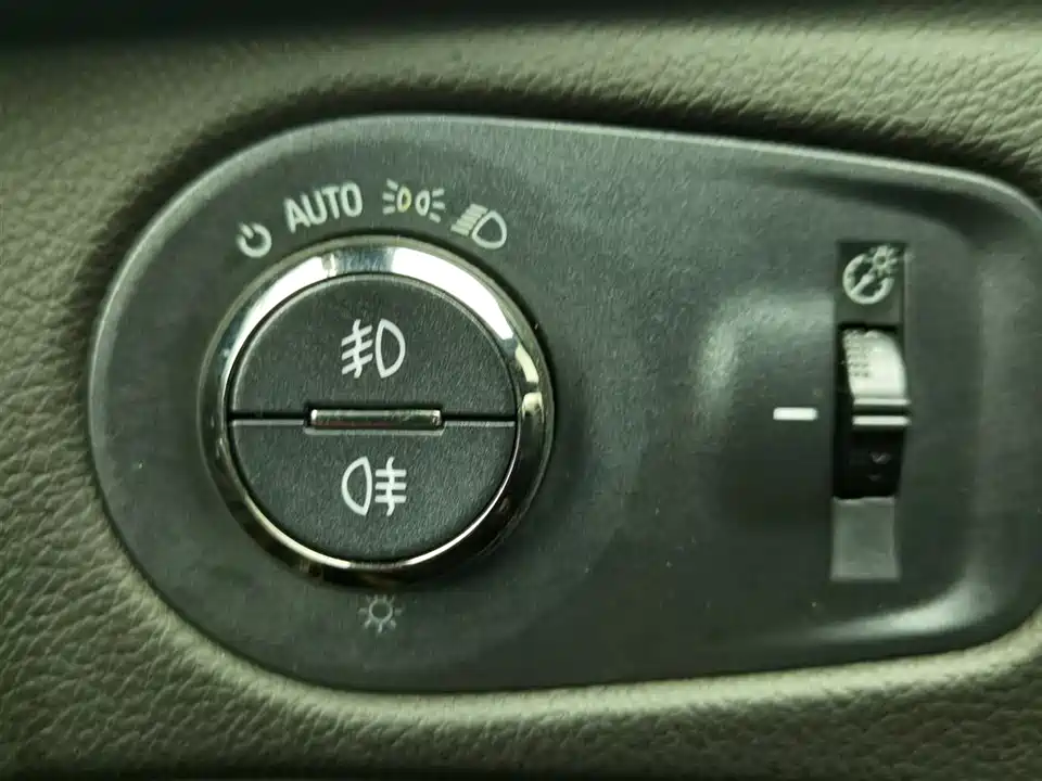 Cadillac SRX