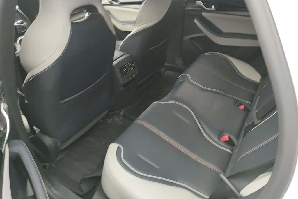 BYD Qin, 2023 11