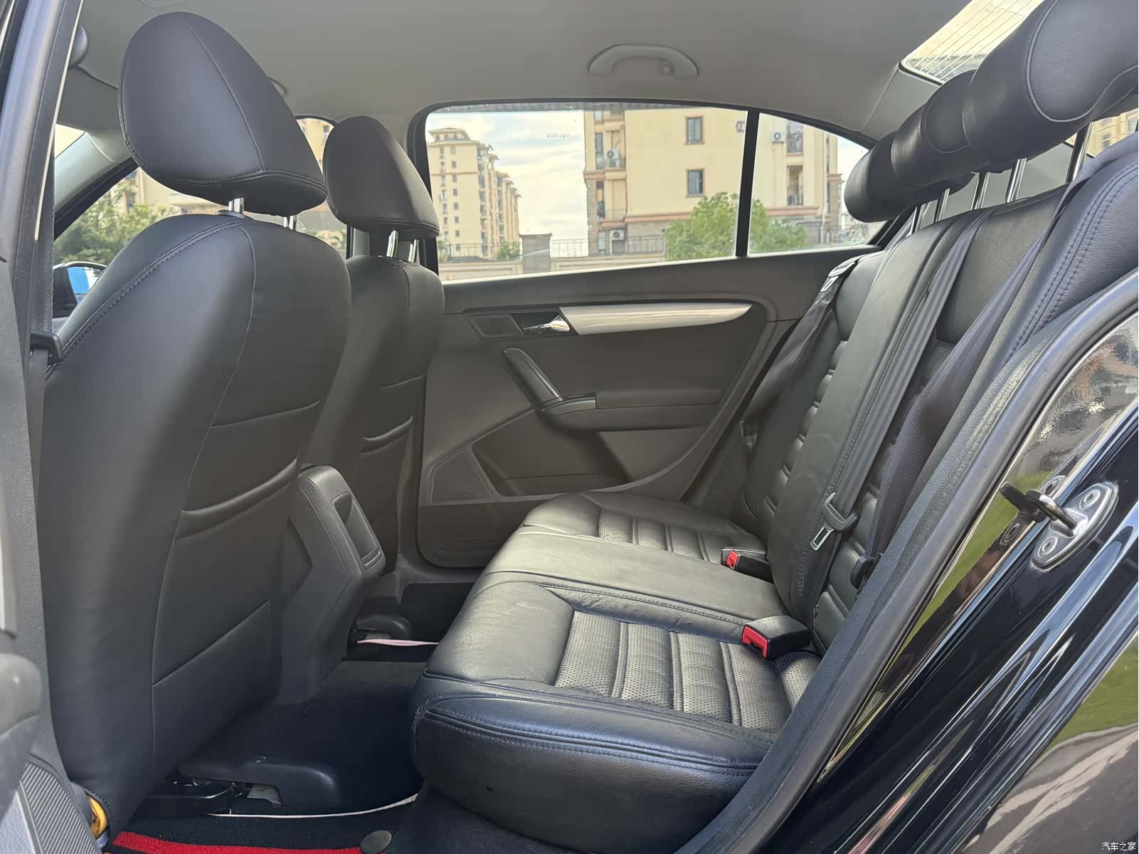 Volkswagen Lavida, 2013 12