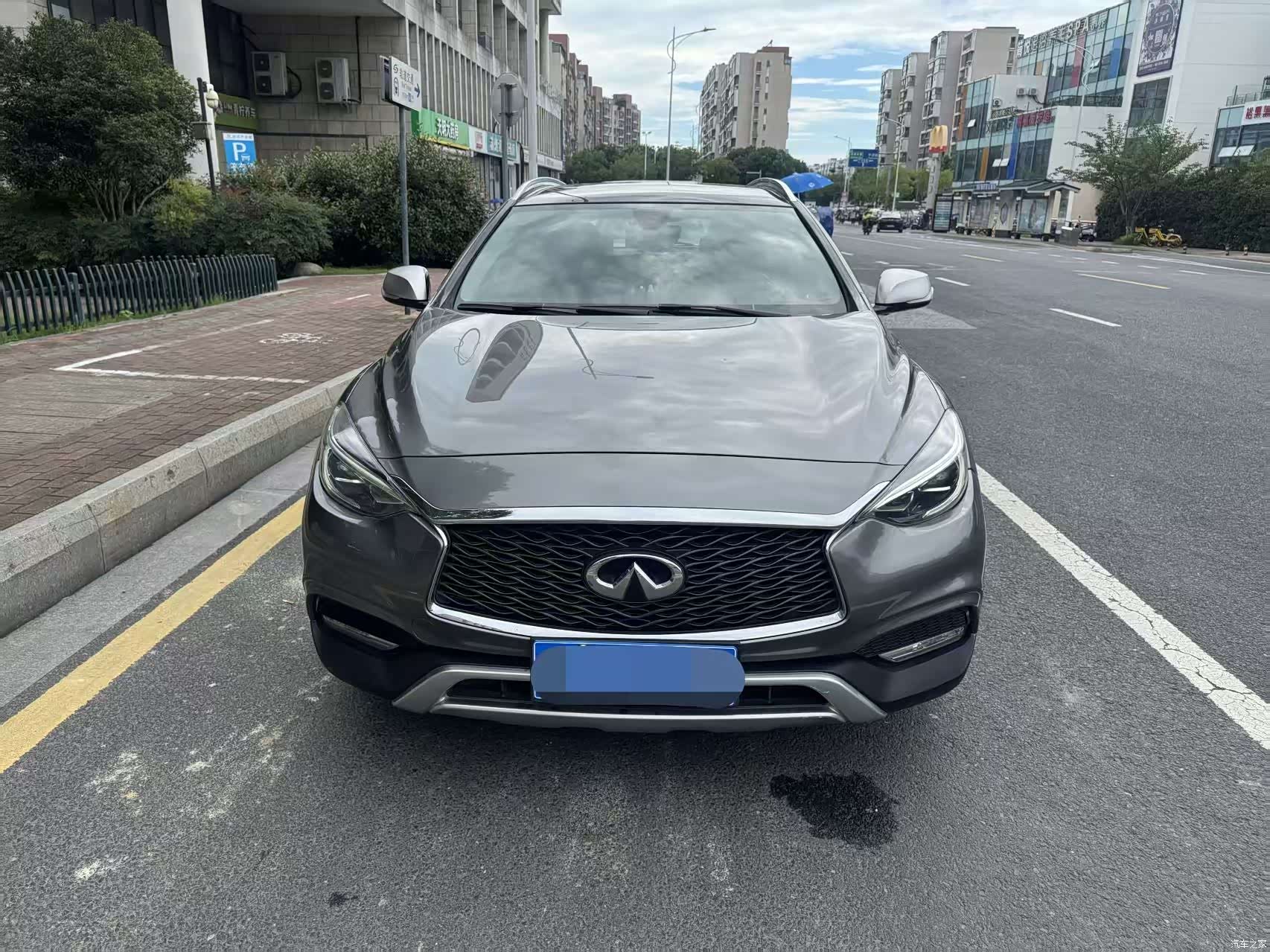 Infiniti QX30, 2017 2