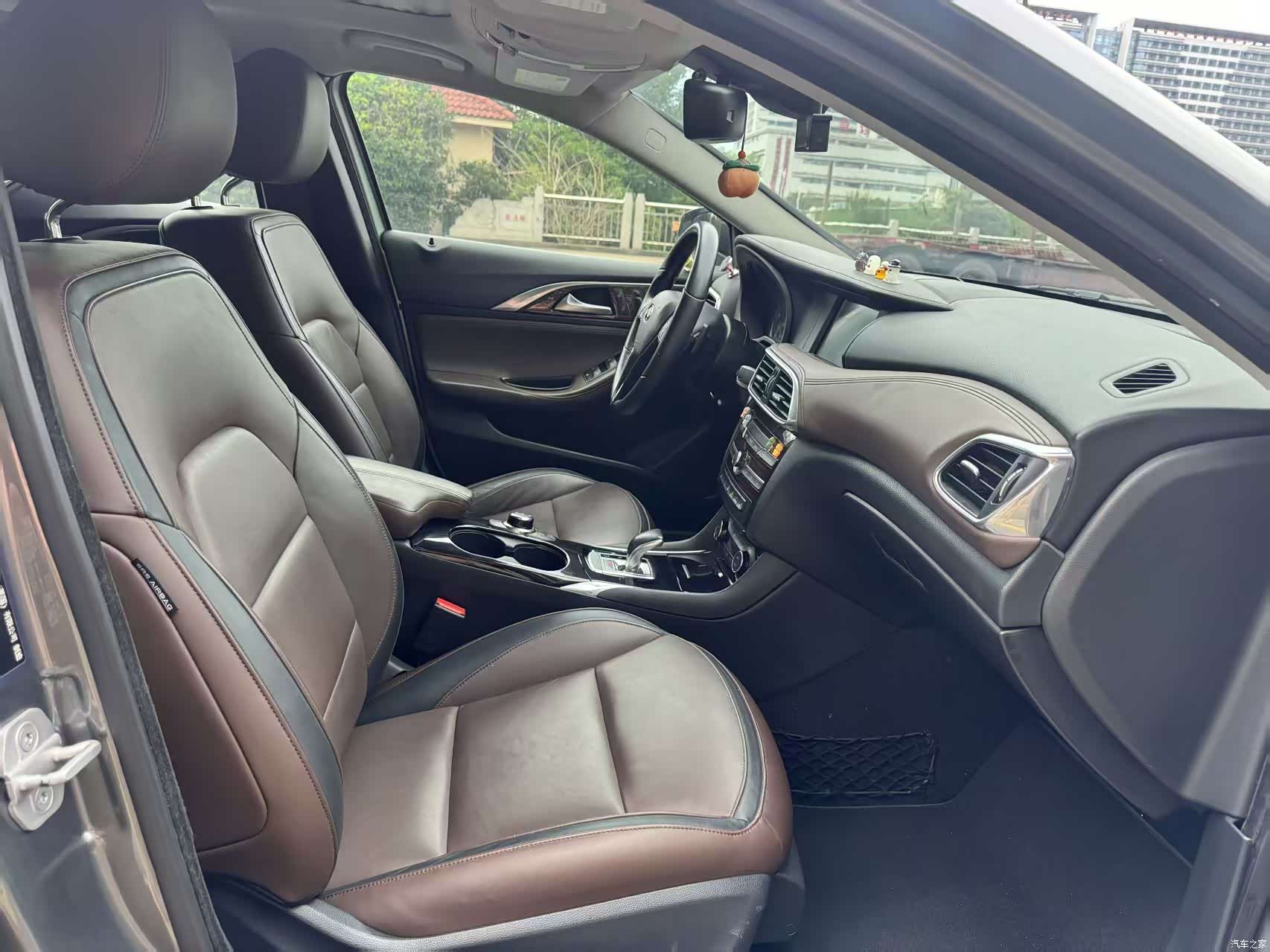 Infiniti QX30, 2017 12