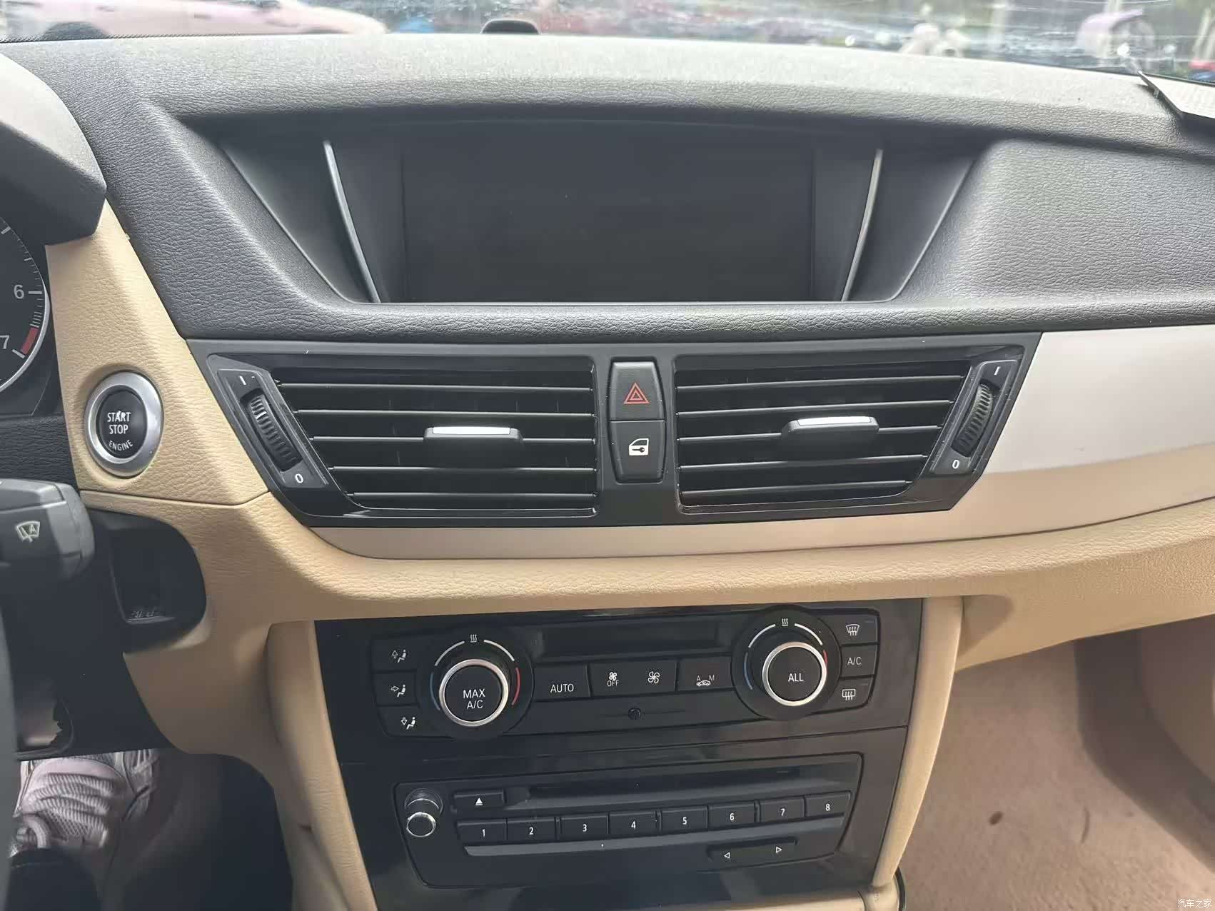 BMW X1, 2014 12