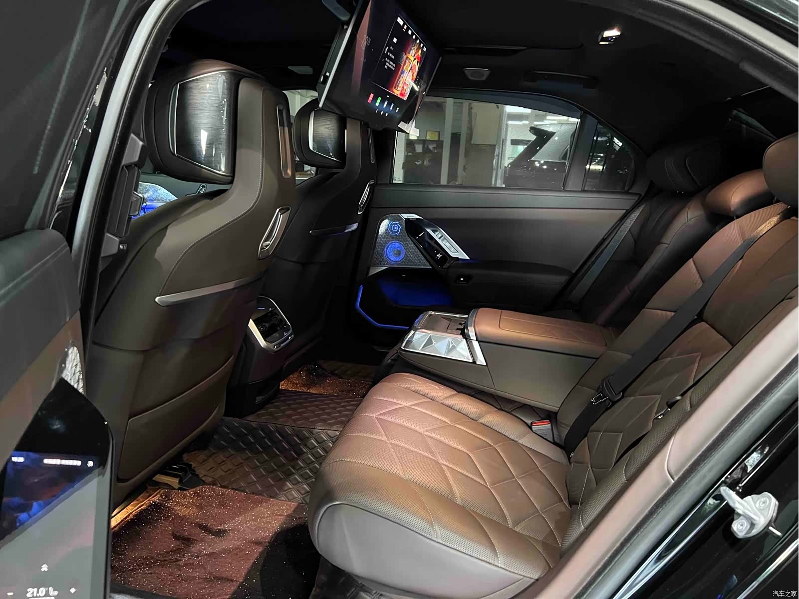 BMW 7 Series, 2024 13