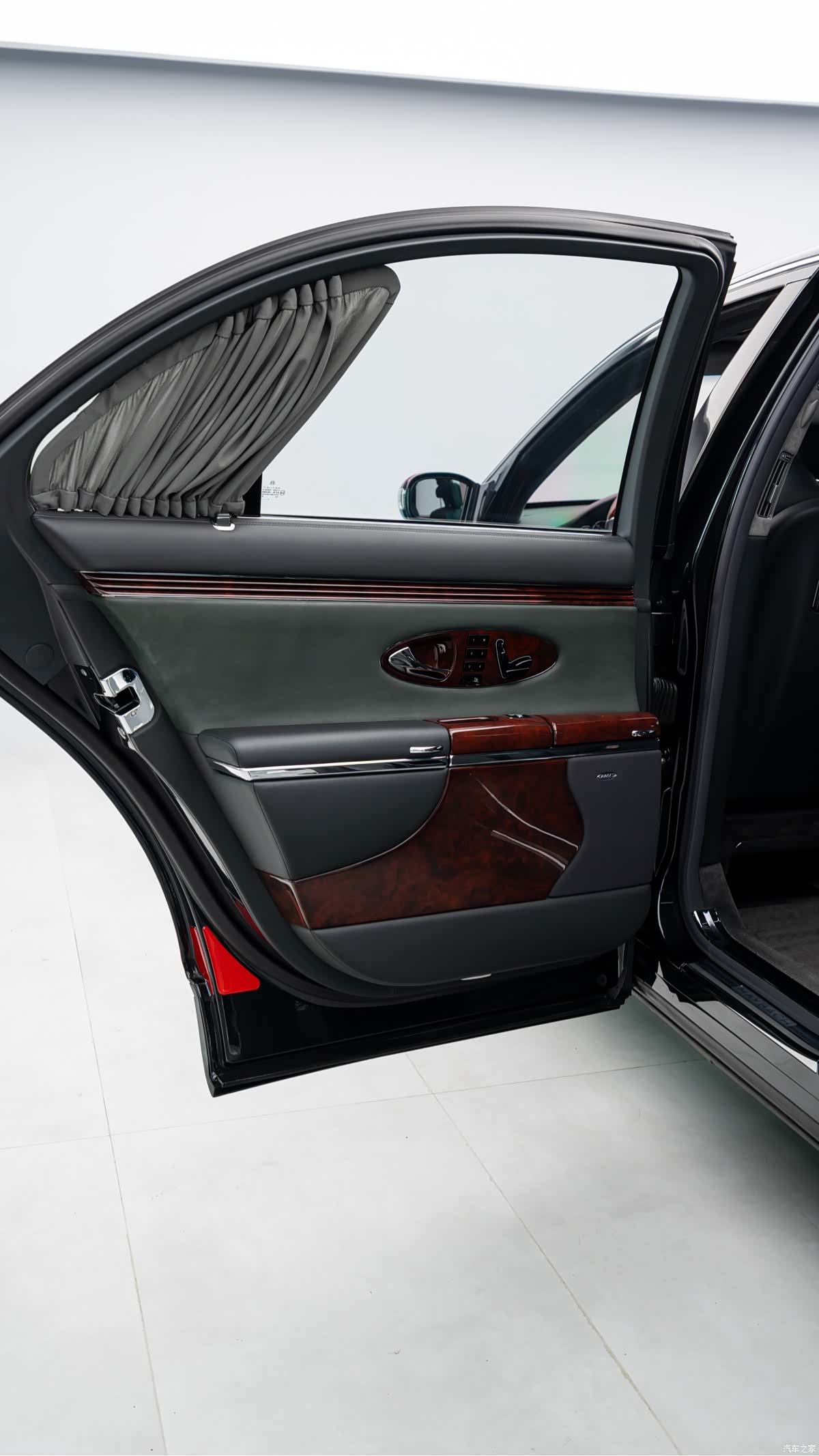 Maybach 57, 2009 7