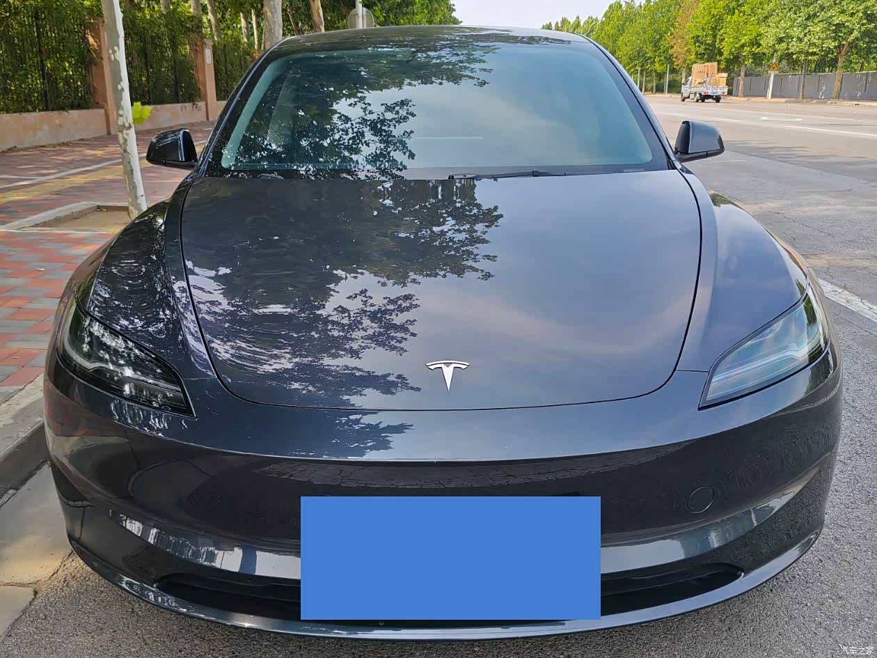 Tesla Model 3, 2025 2