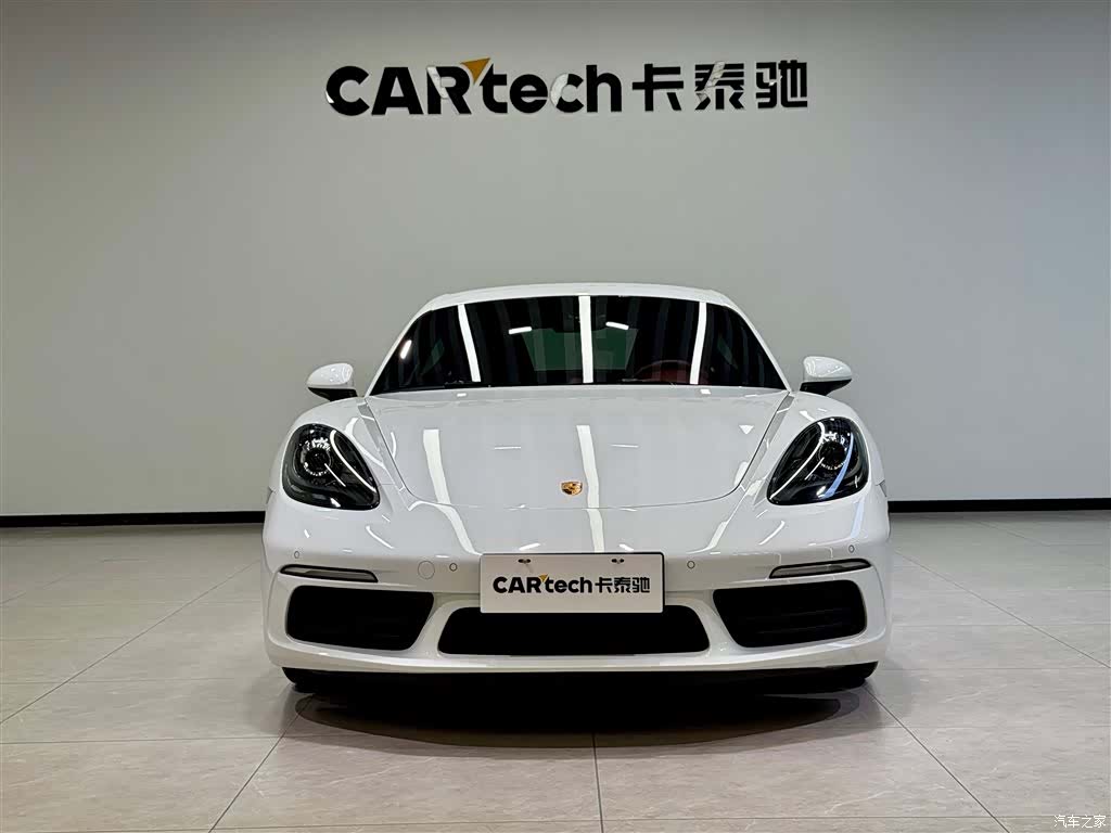 Porsche Cayman, 2021 3