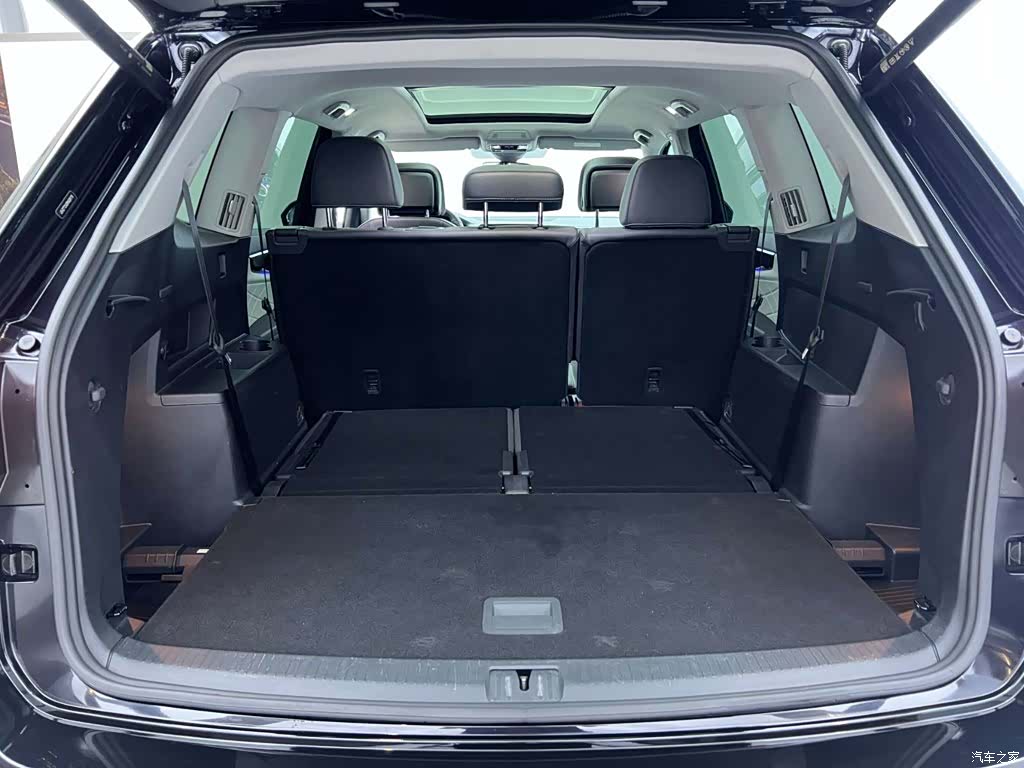 Volkswagen Teramont, 2024 13