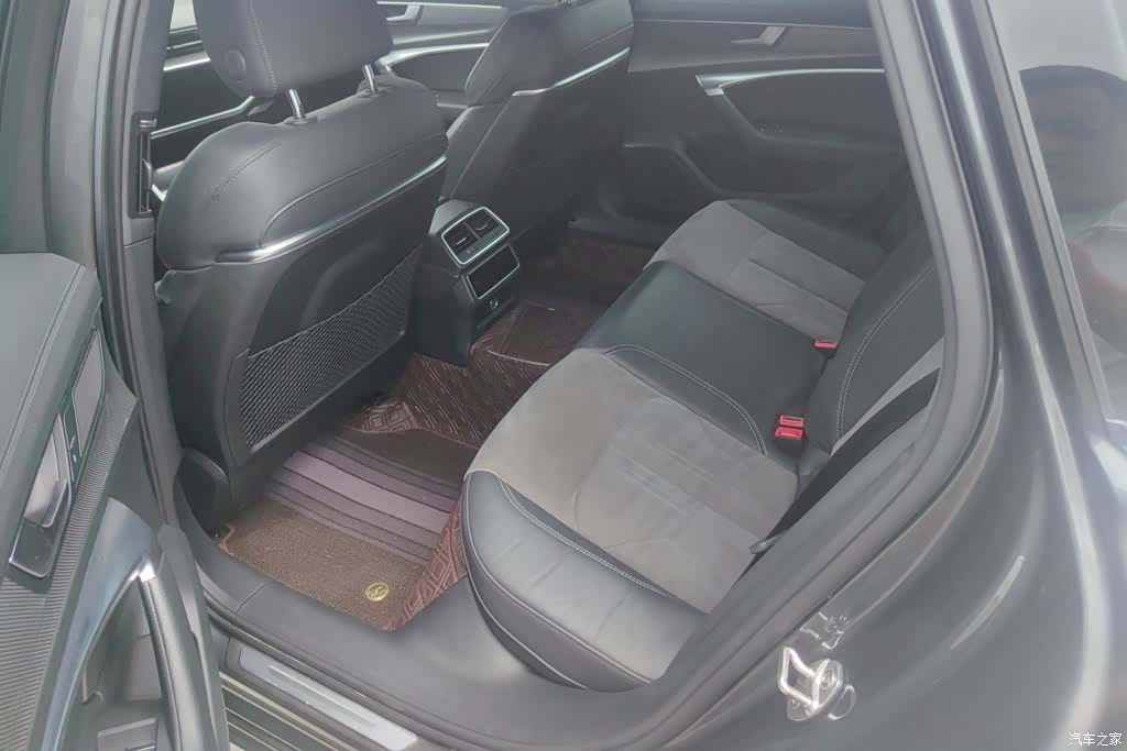 Audi A6L, 2020 11