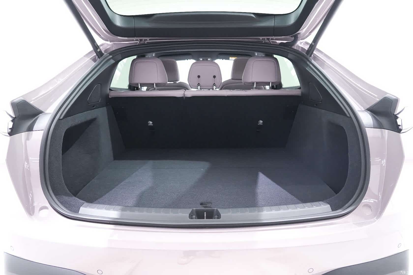 NIO L60, 2025 19