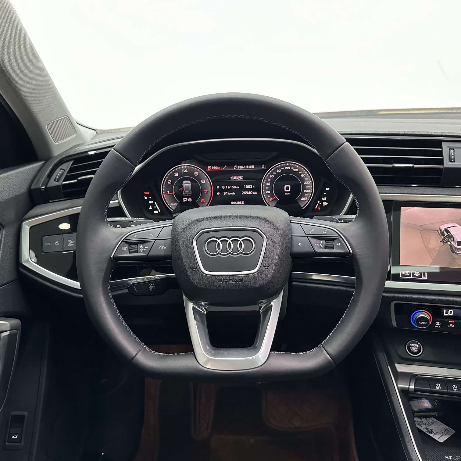 Audi Q3, 2023 12