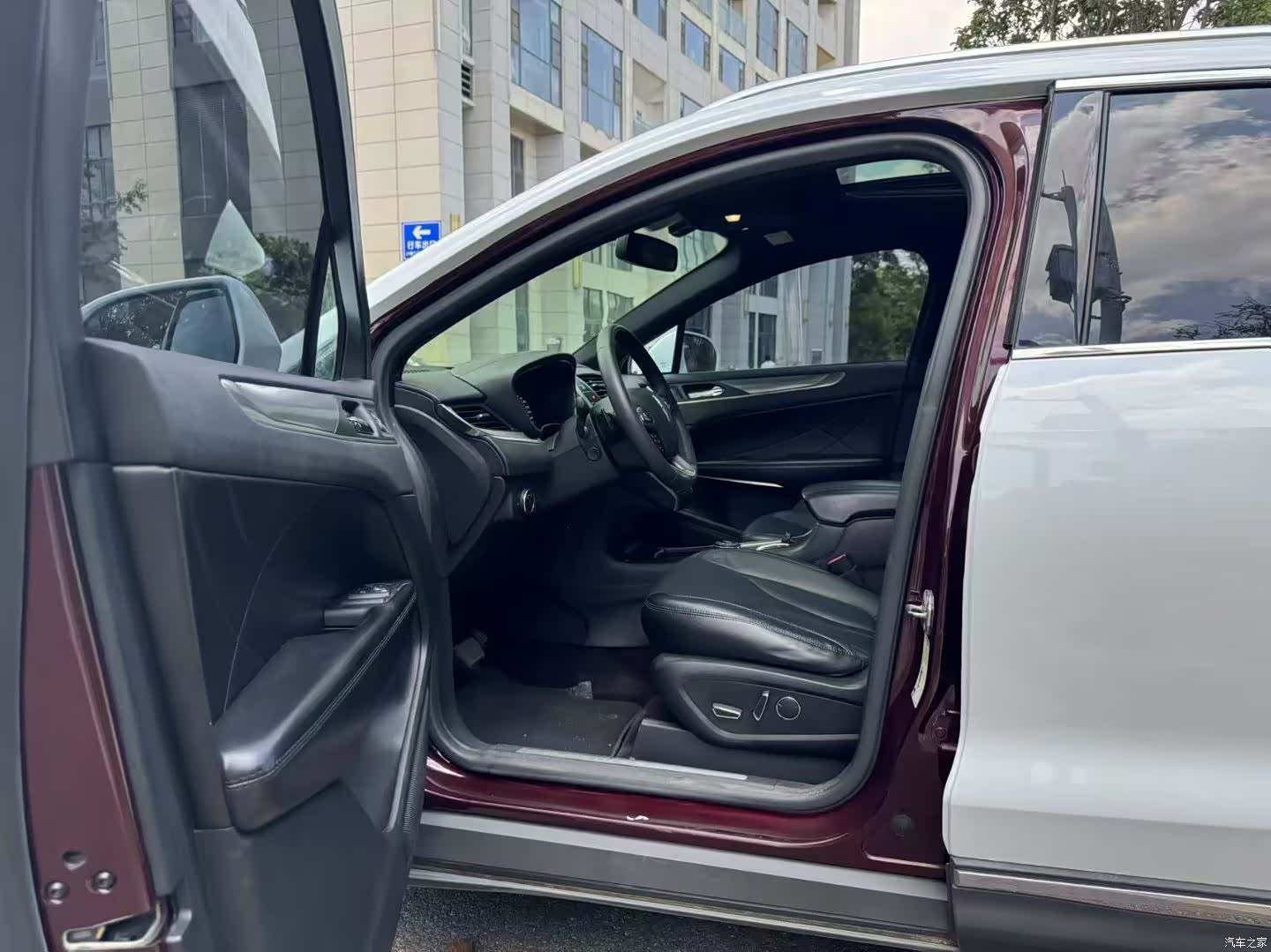 Lincoln MKC, 2017 4