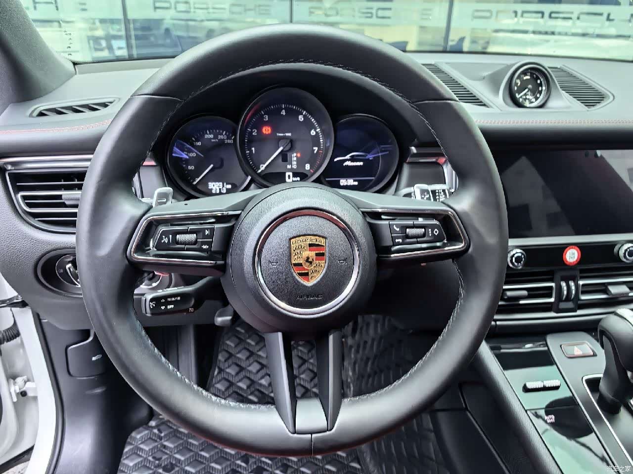 Porsche Macan, 2024 18
