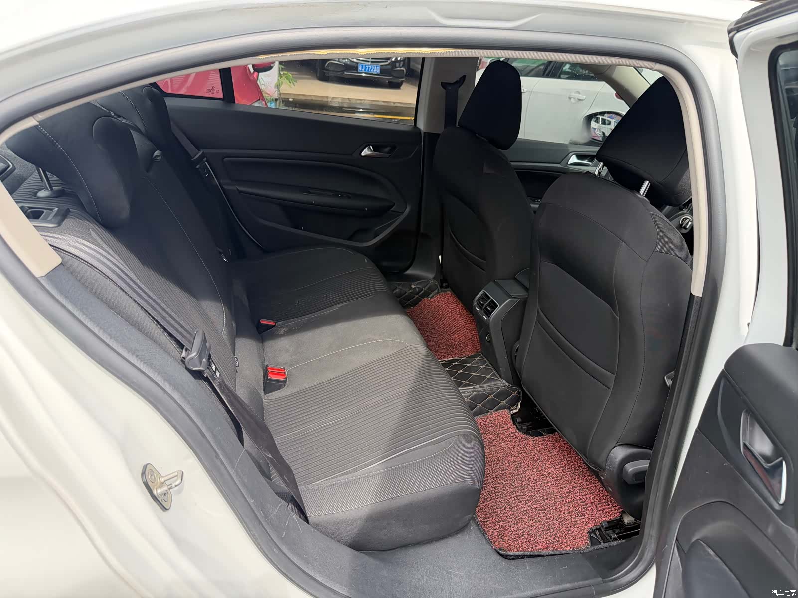 Peugeot 408, 2016 16