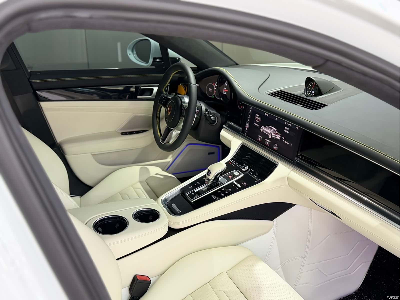 Porsche Panamera, 2019 9