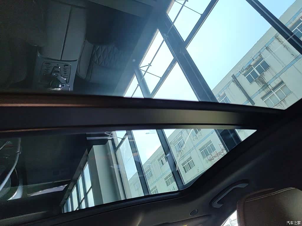 BYD Han, 2022 18