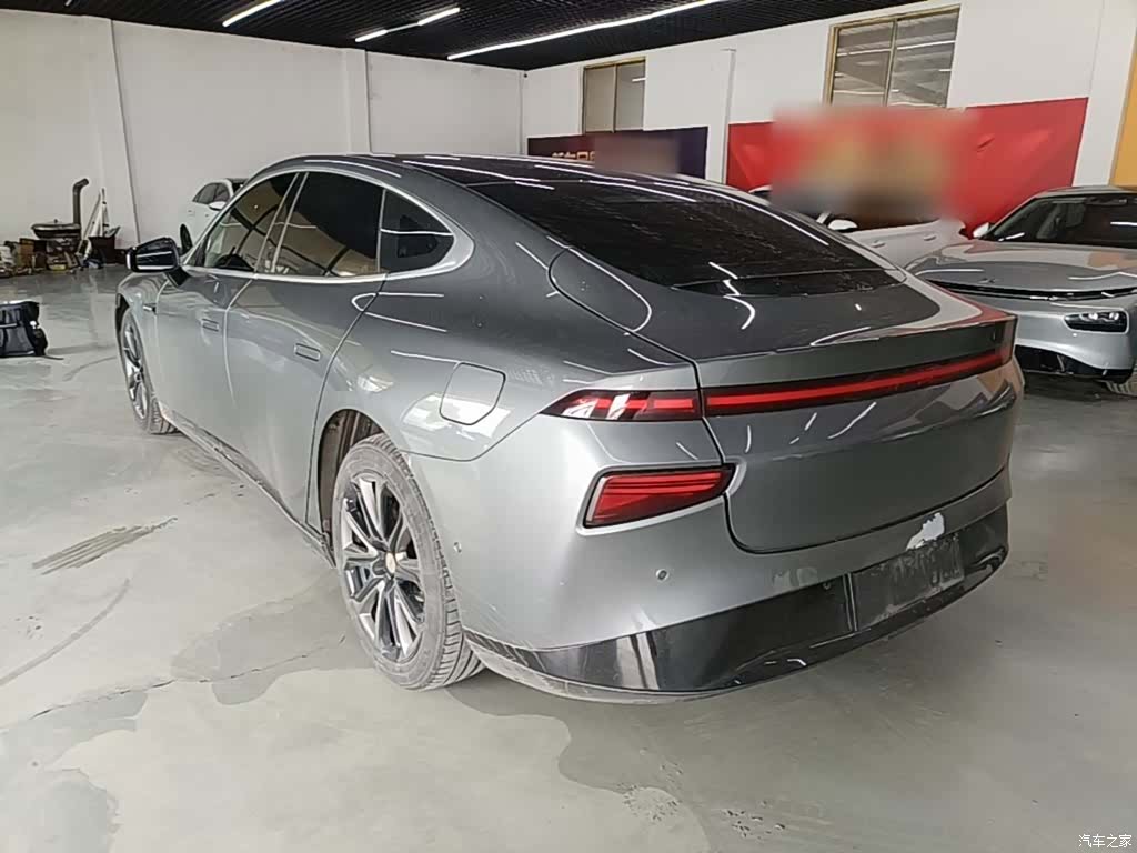 Xpeng P7, 2022 все фото