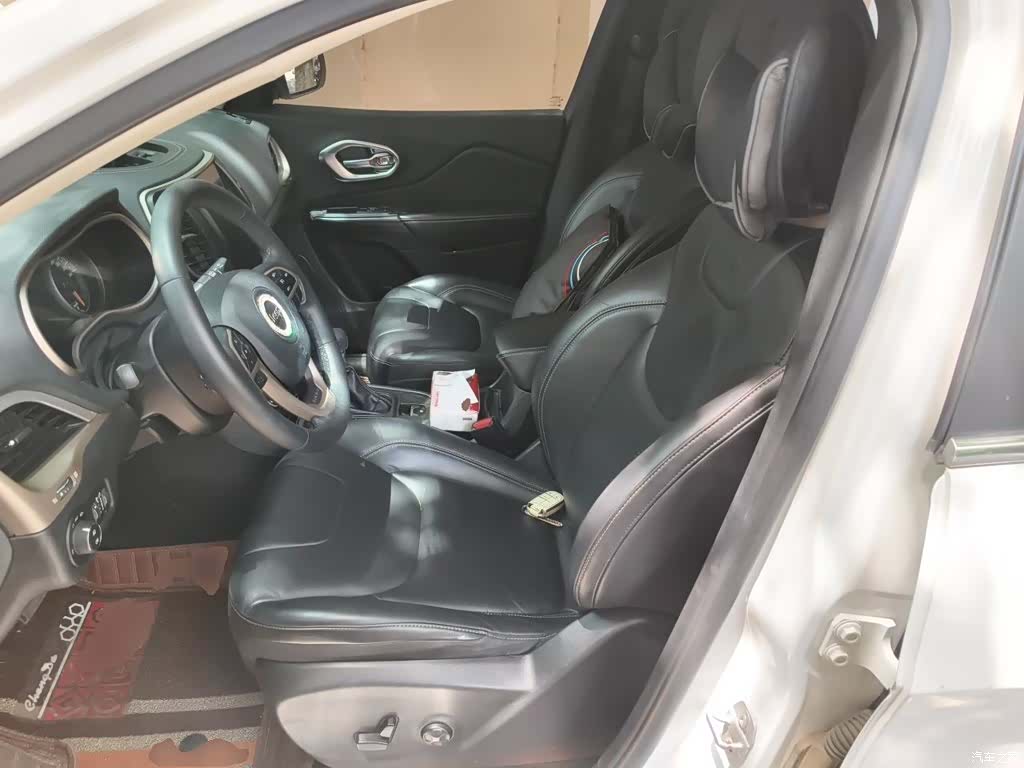 Jeep Cherokee, 2016 12