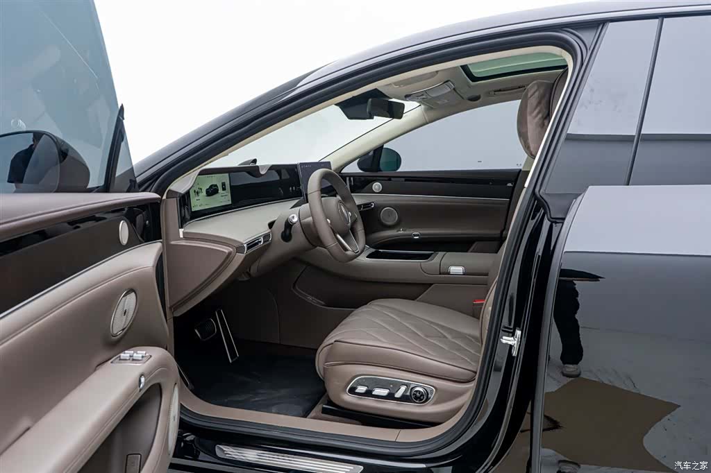 Stelato S9, 2025 12
