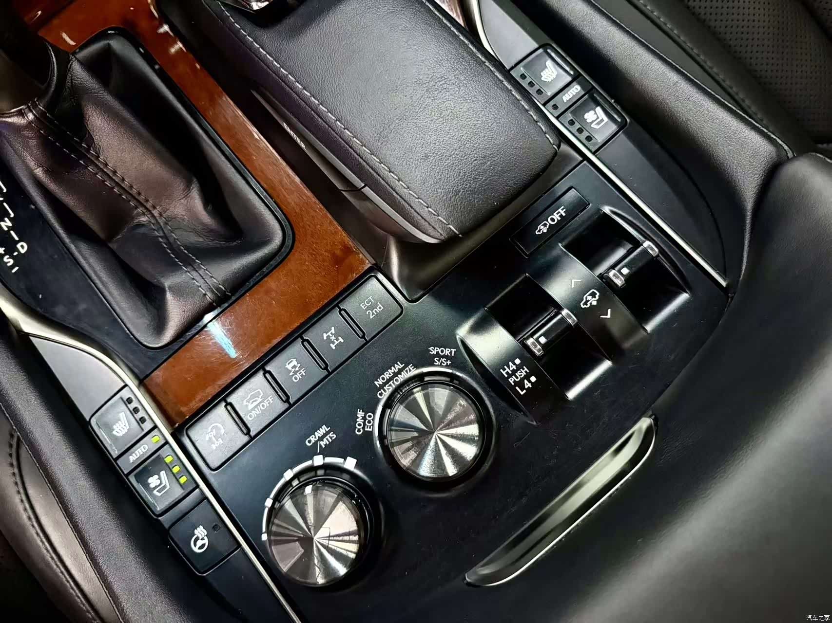 Lexus LX, 2016 7