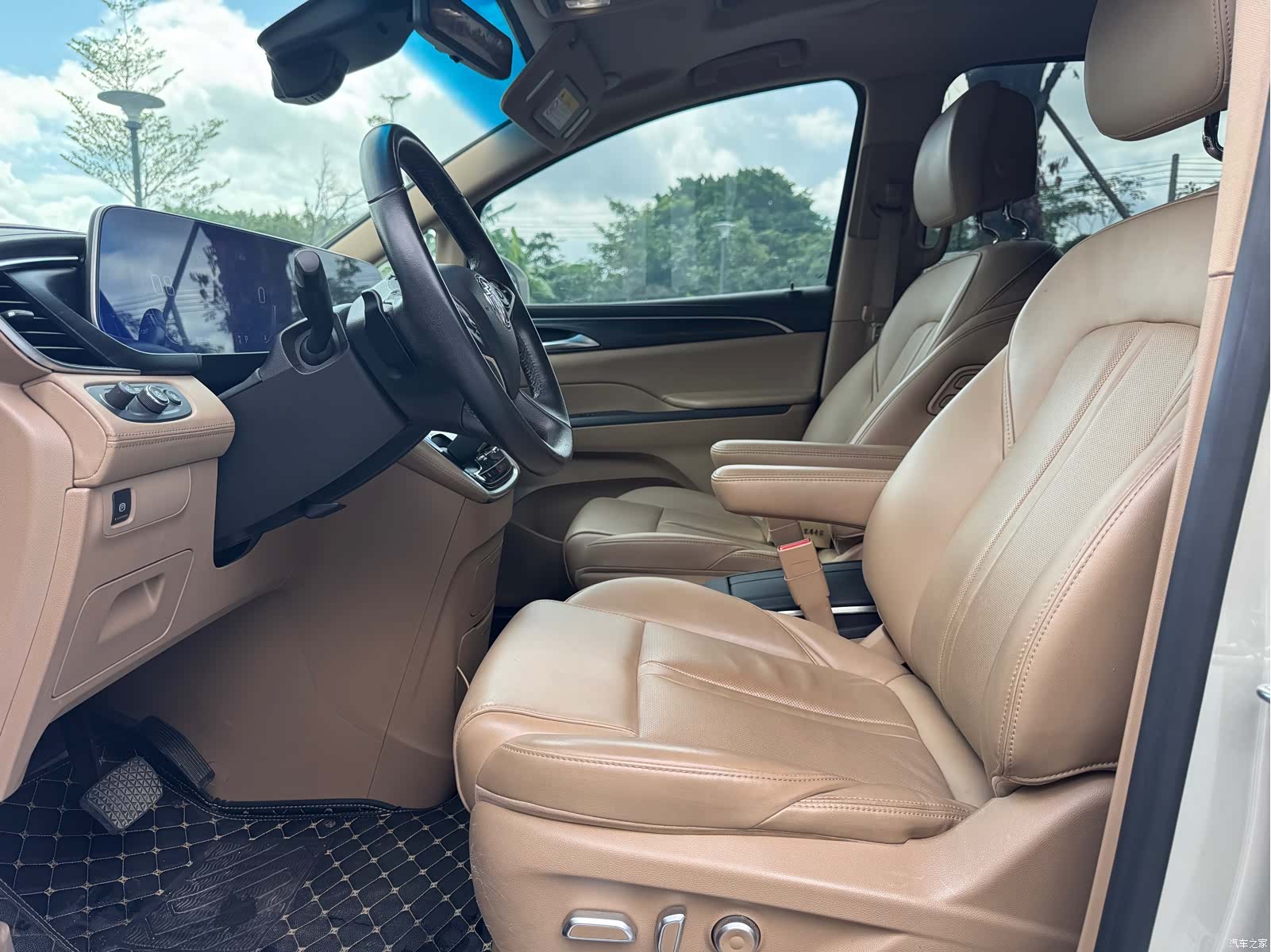 Buick GL8, 2021 8