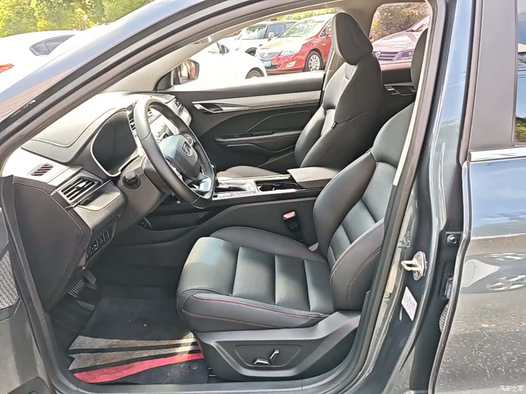Geely Binray, 2019 15