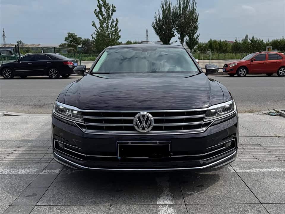 Volkswagen Huiang