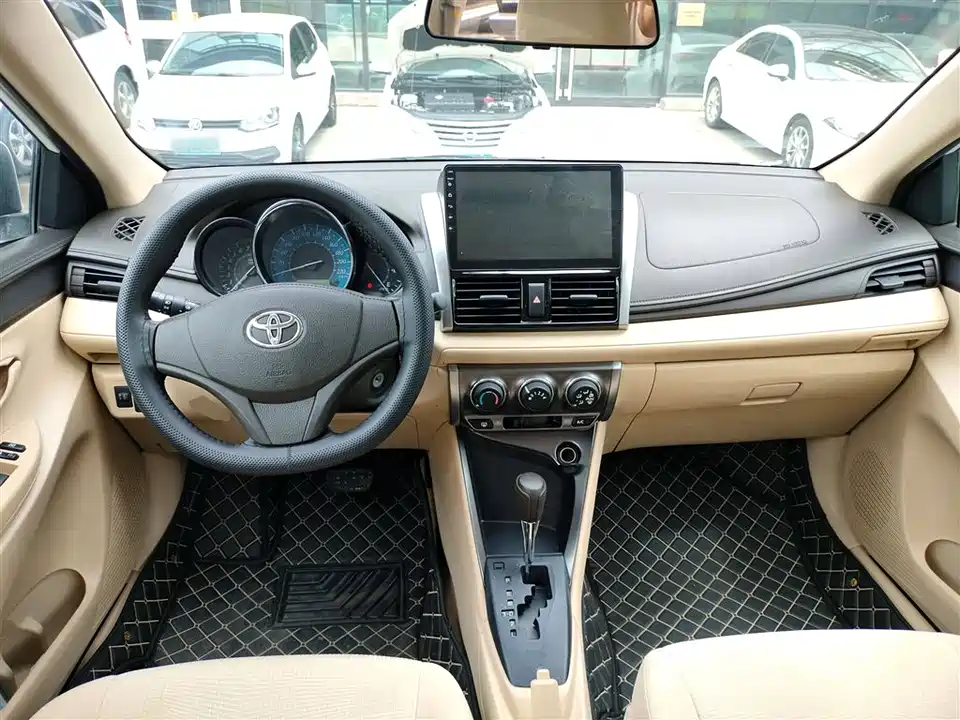Toyota YARiS L Zhixuan
