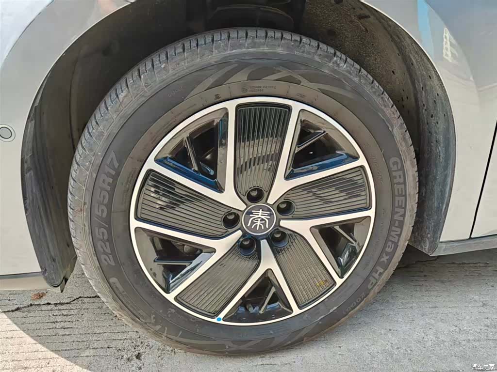 BYD Qin, 2025 21