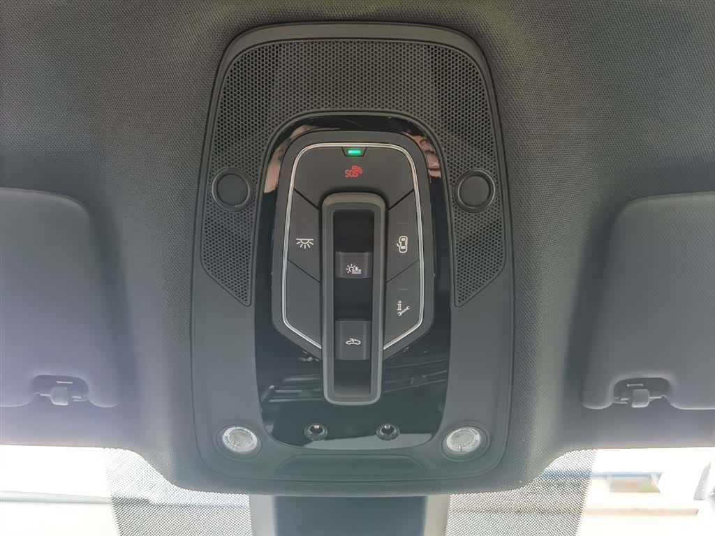Audi Q5L, 2025 20