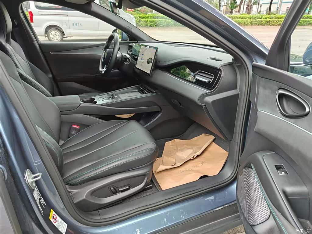 BYD Seal, 2025 15