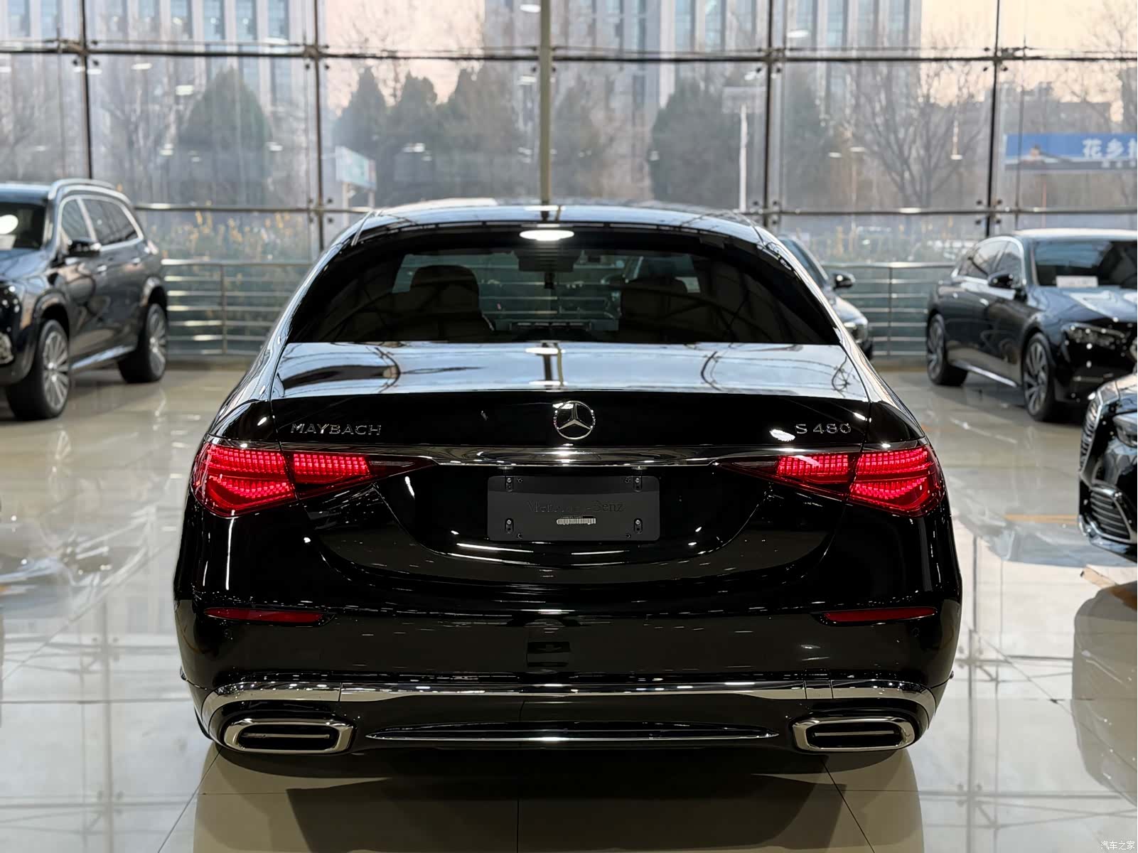 Maybach S-Class, 2022 24
