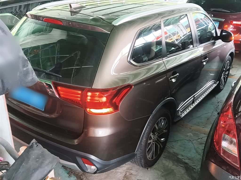 Mitsubishi Outlander, 2018 7