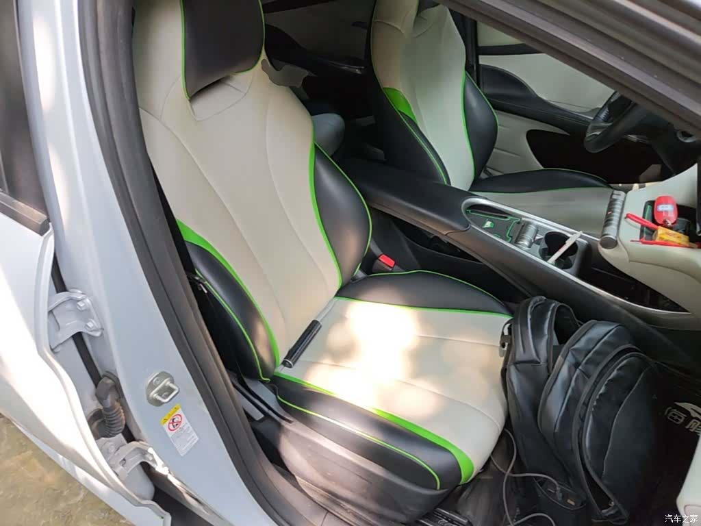 BYD Dolphin, 2022 25