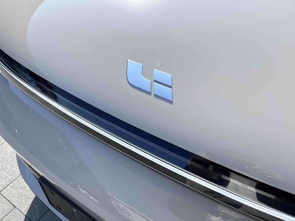 Li Auto Ideal L6