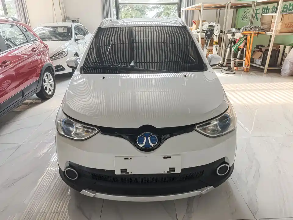 BAIC EC