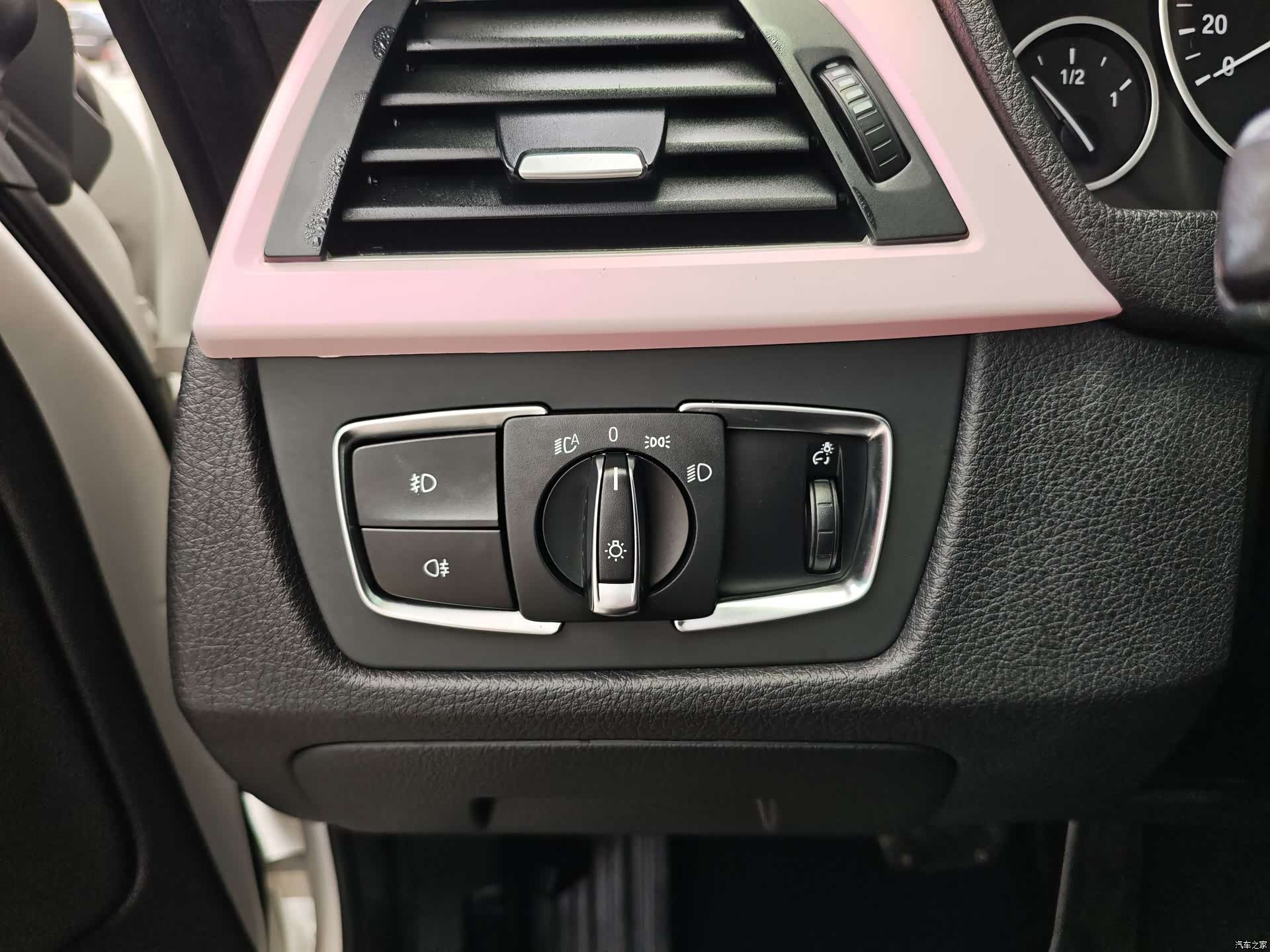 BMW 3 Series, 2016 11