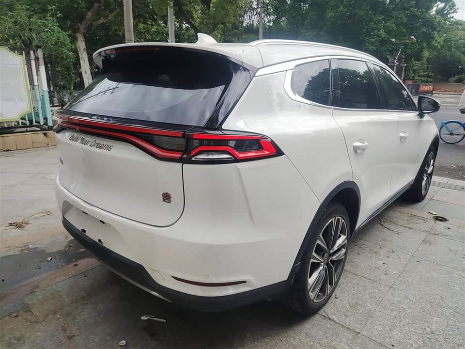 BYD Tang