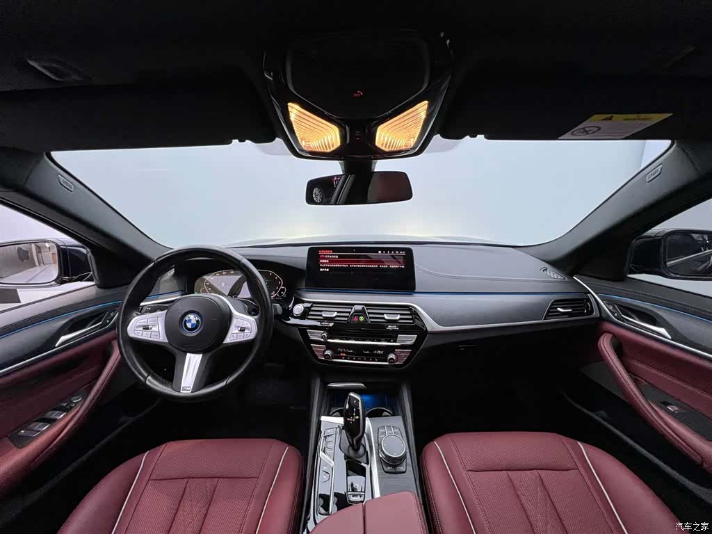 BMW 5 Series, 2024 11