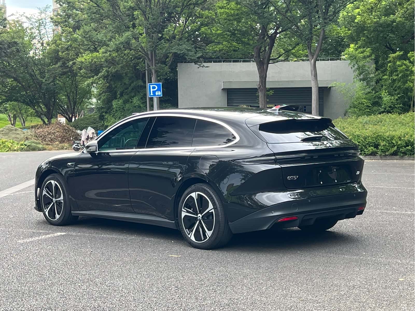 NIO ET5, 2024 все фото