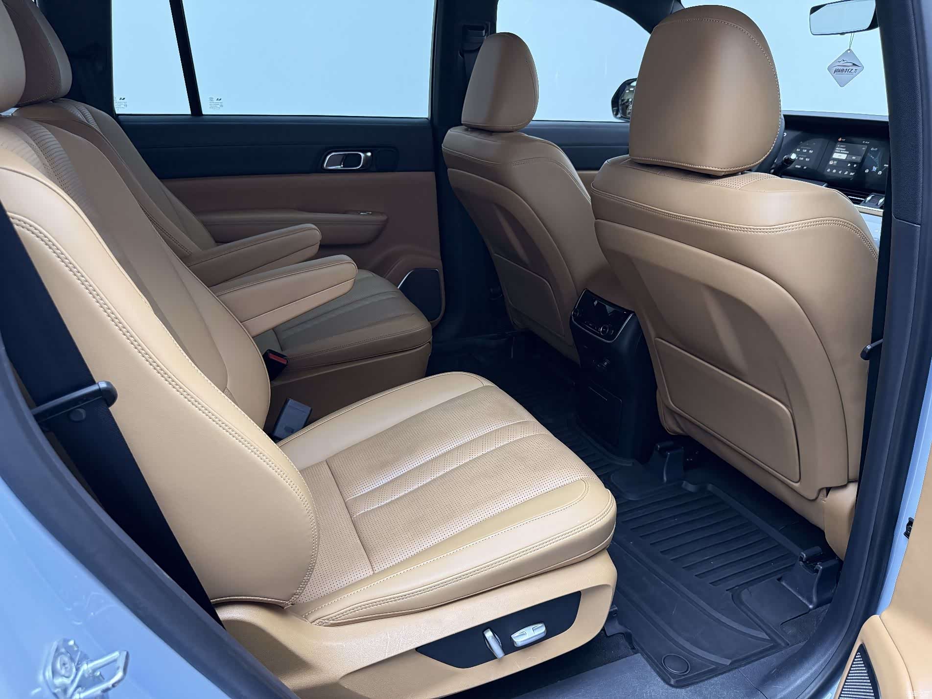 Li Auto ONE, 2021 15
