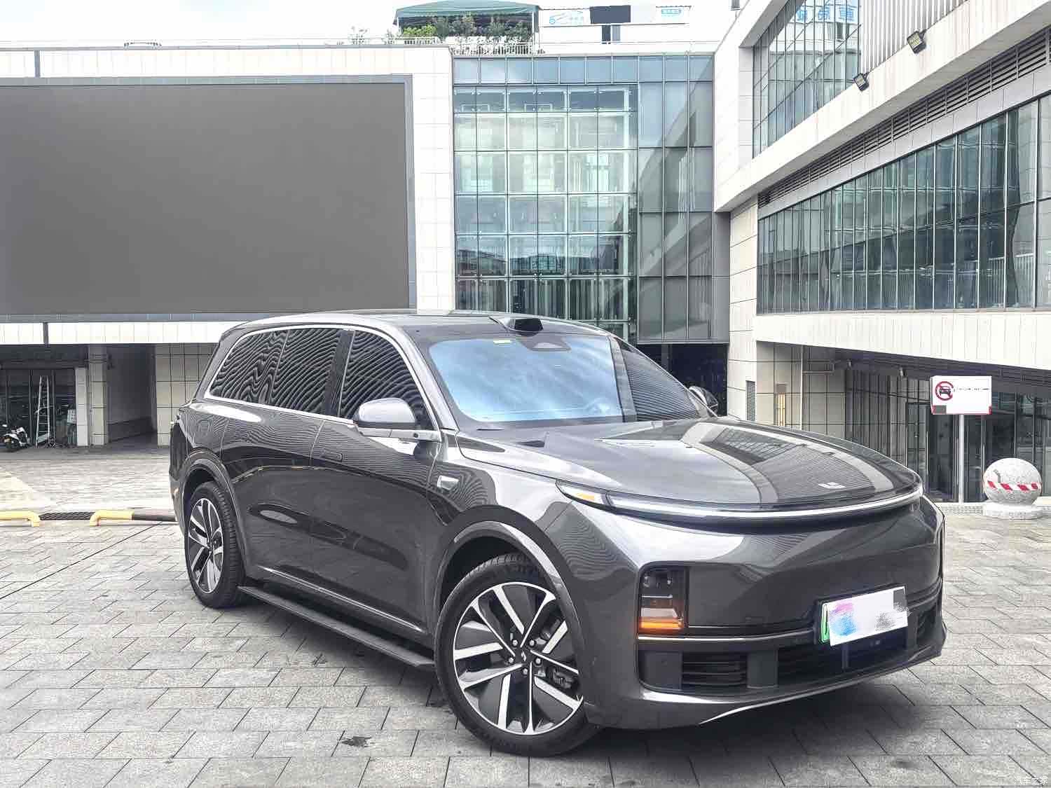 Li Auto L9, 2024 3