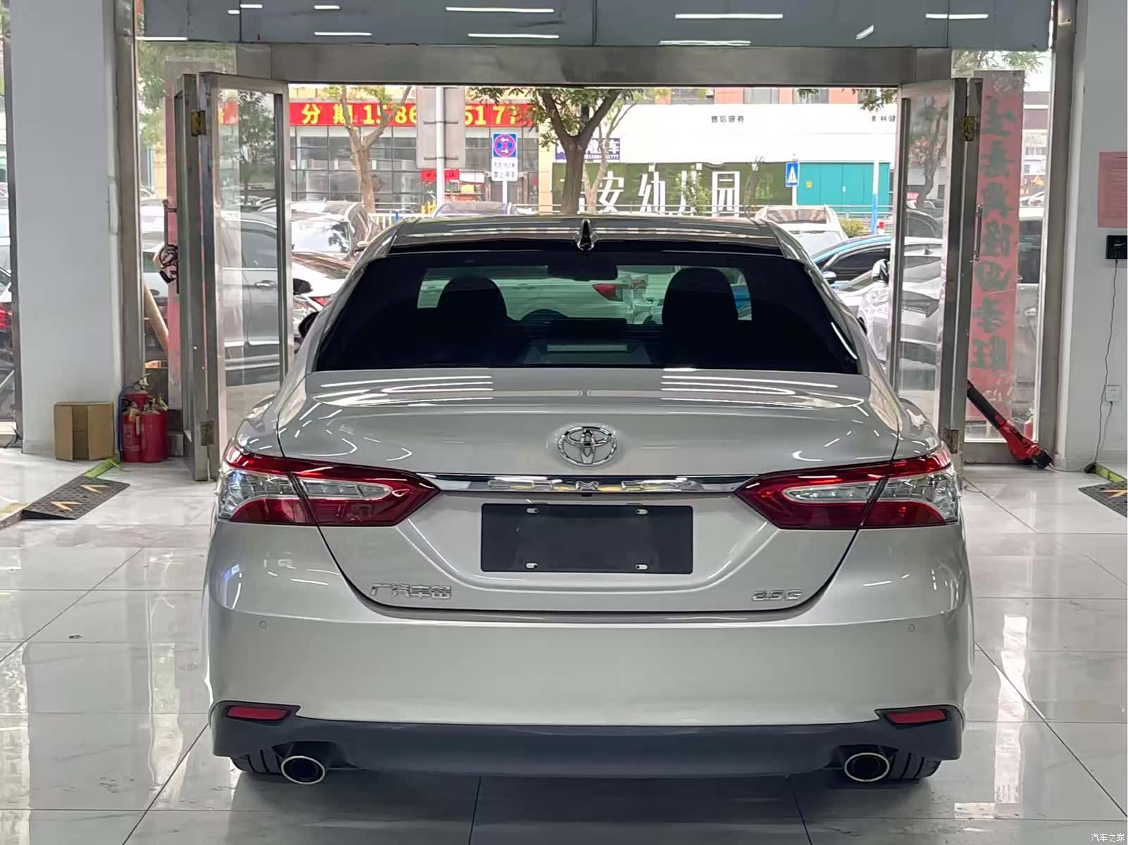 Toyota Camry, 2022 4