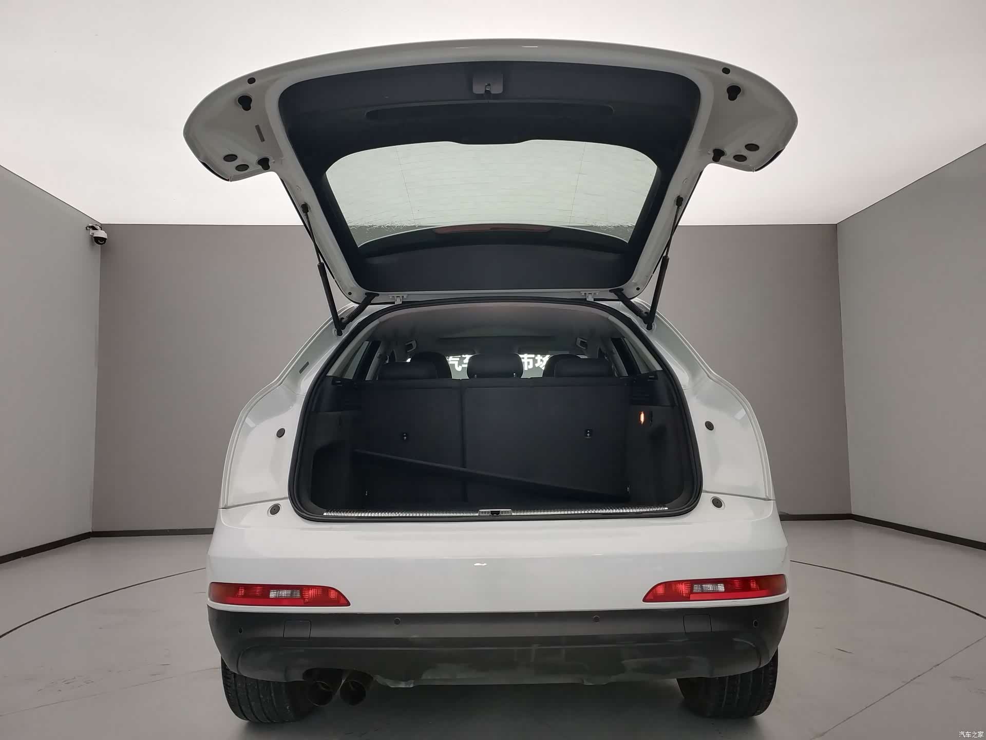 Audi Q3, 2016 9