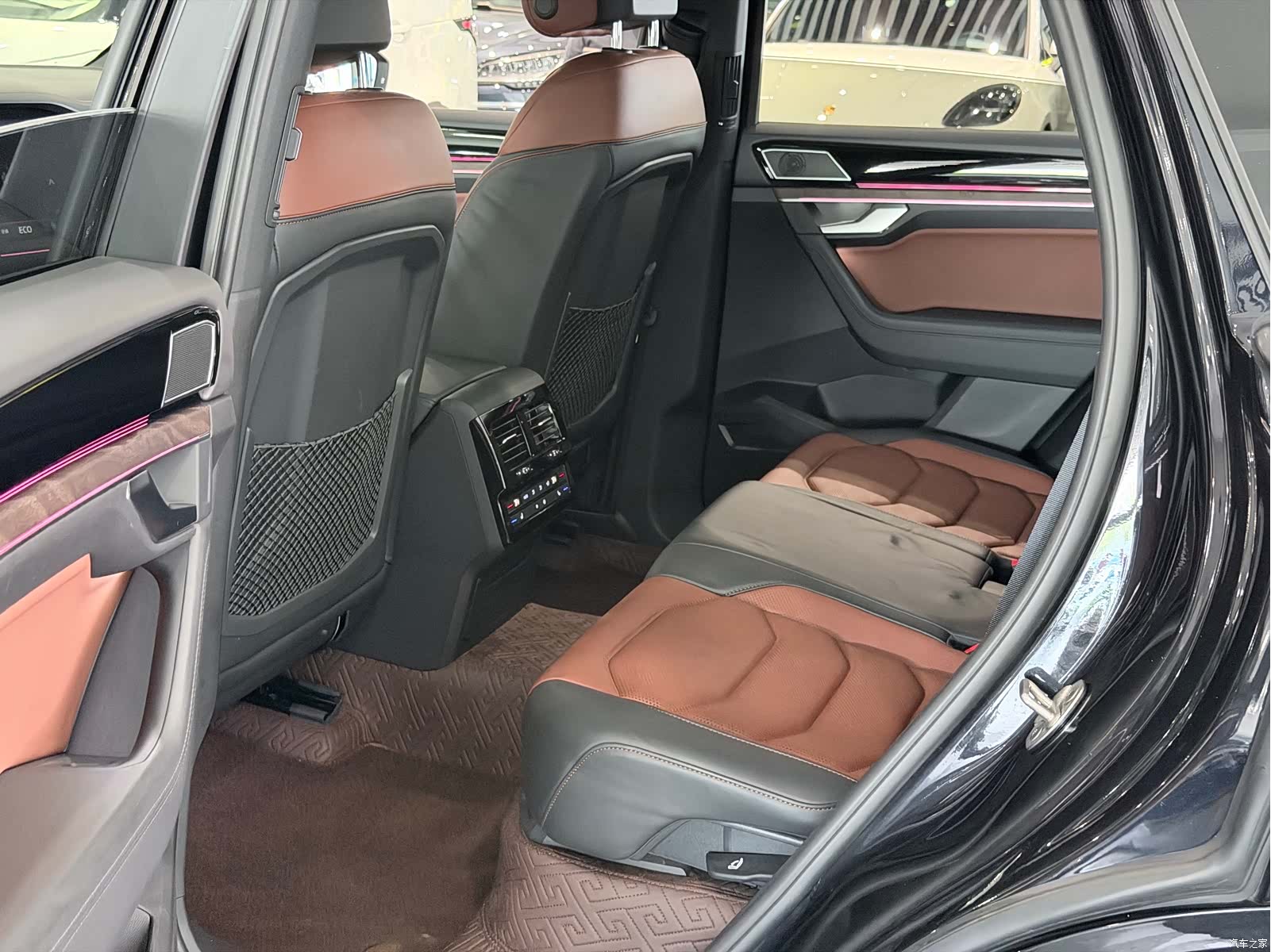 Volkswagen Touareg, 2021 7