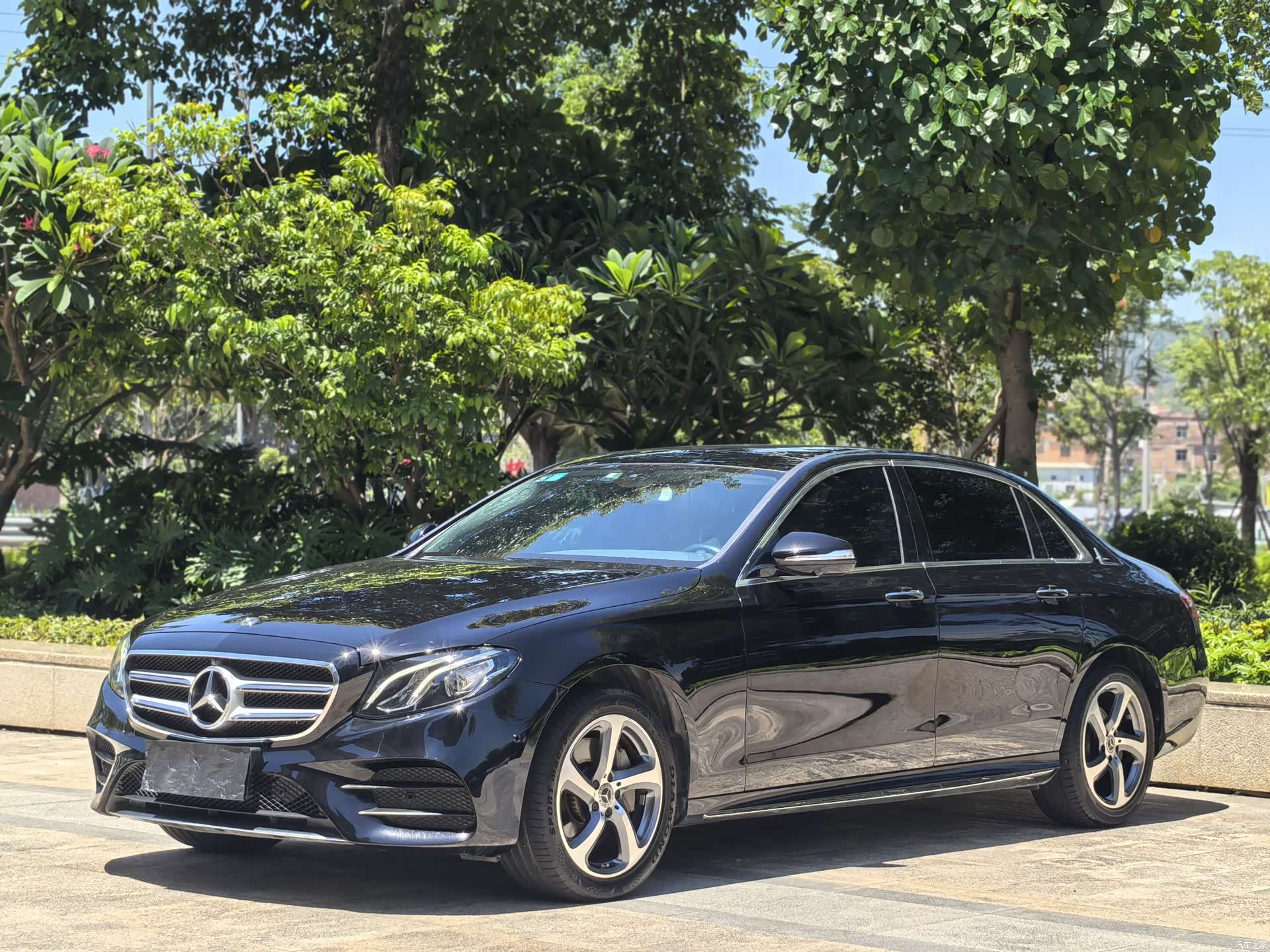 Mercedes-Benz E-Class, 2019 1