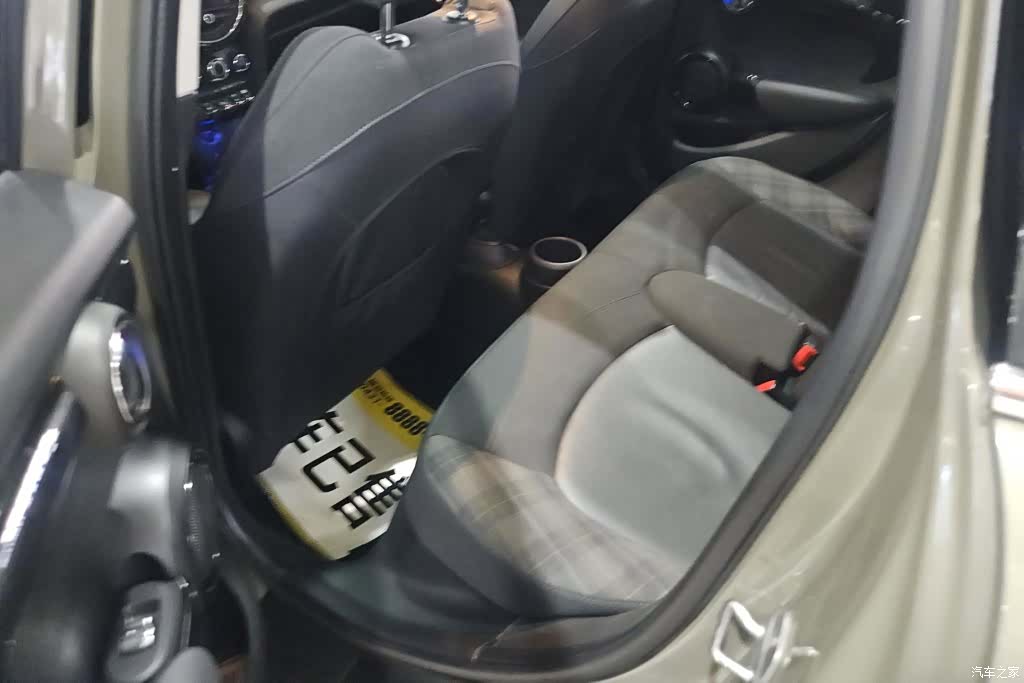 Mini Cooper, 2019 11