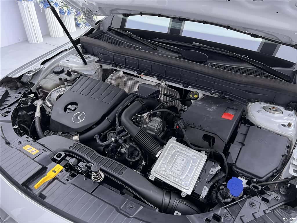 Mercedes-Benz GLB, 2021 12