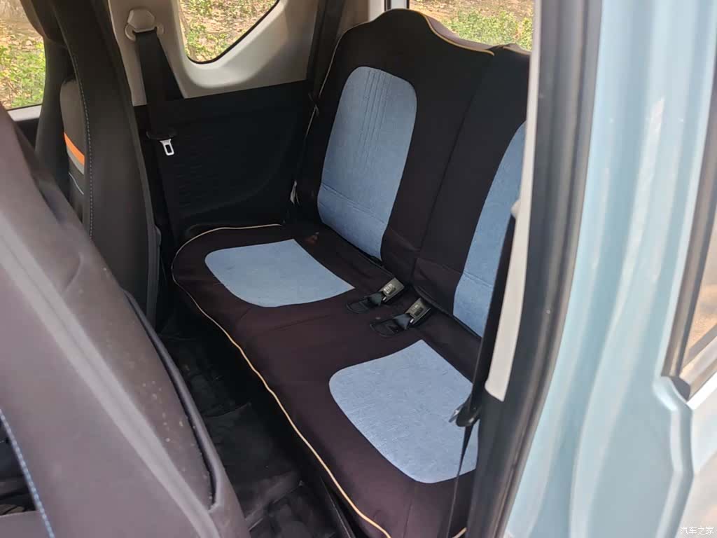 Wuling MINIEV, 2021 13
