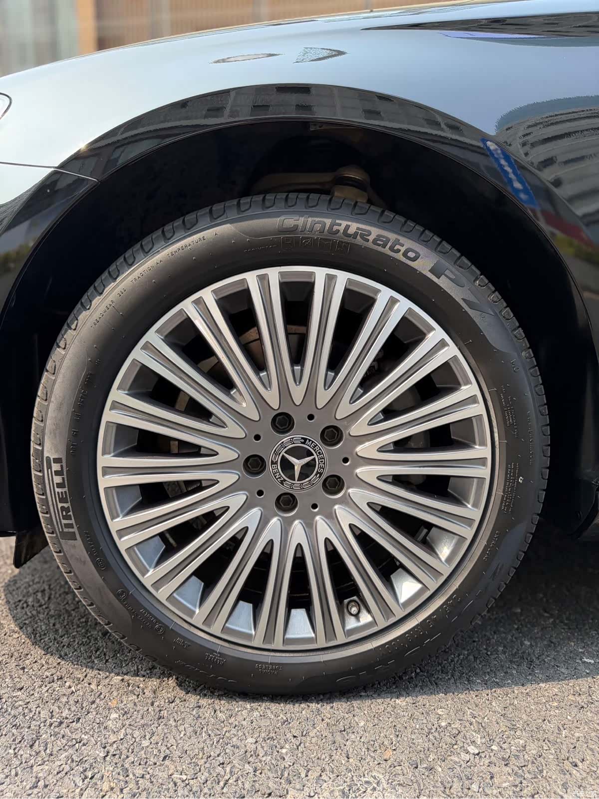 Mercedes-Benz E-Class, 2023 16