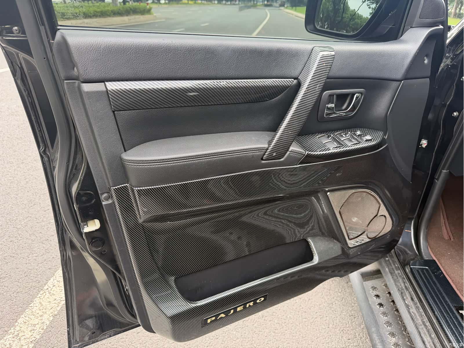Mitsubishi Pajero, 2016 9